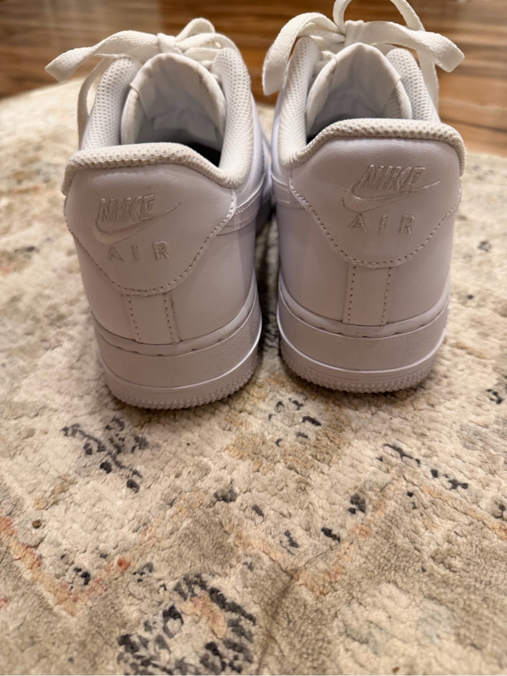 Nike All-White Low-Top Sneakers - Picture 3 of 10